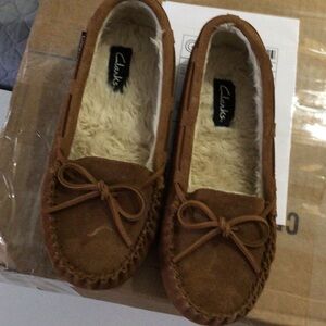 Clarks Tan Moccasin leather slippers